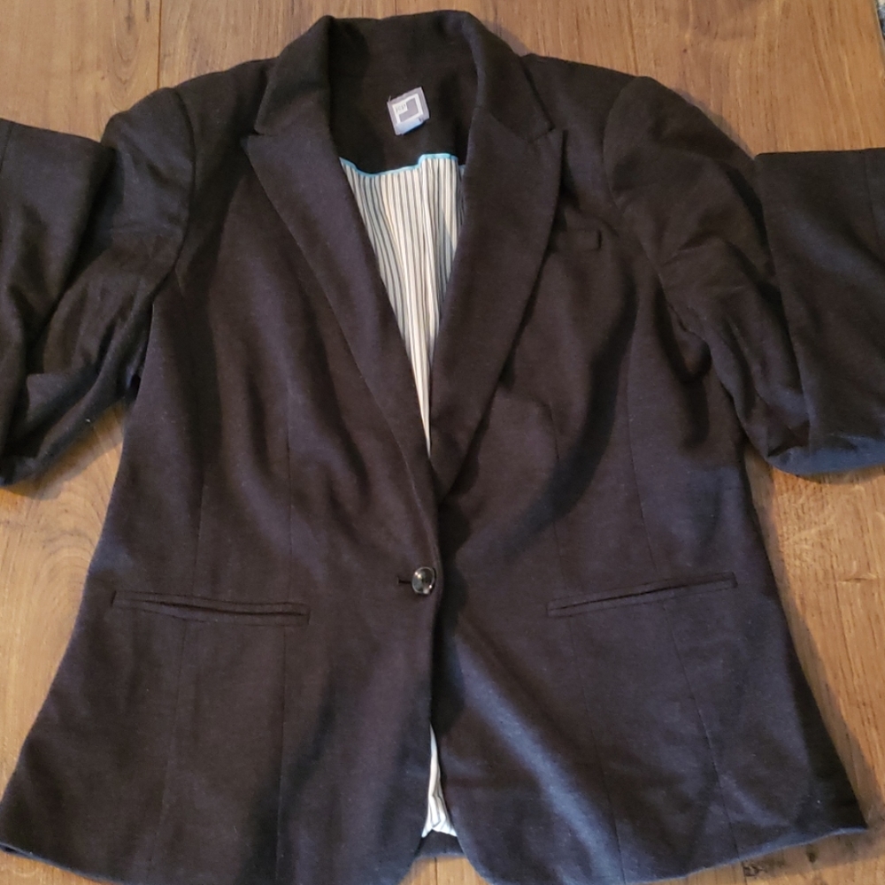 Charcoal gray blazer